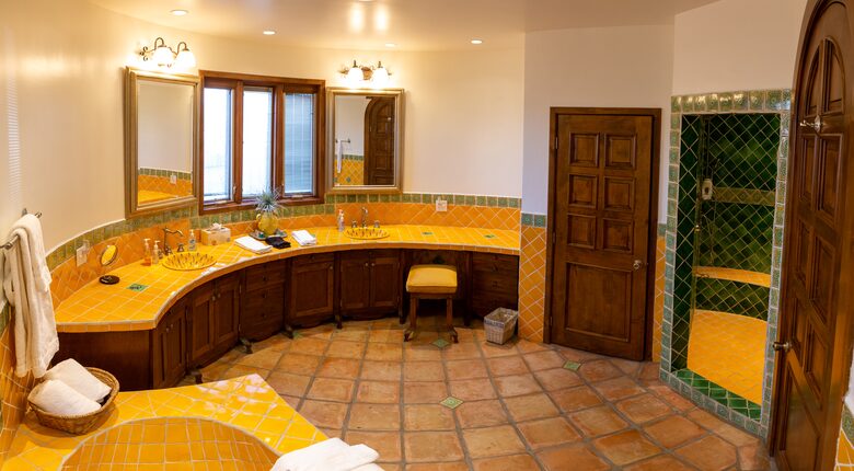 Casa de Perros Amarillos - Bajamar Oceanfront Resort - Ensenada, Mexico