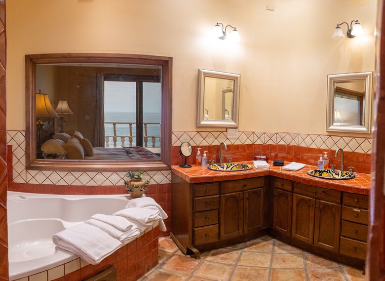 Casa de Perros Amarillos - Bajamar Oceanfront Resort - Ensenada, Mexico
