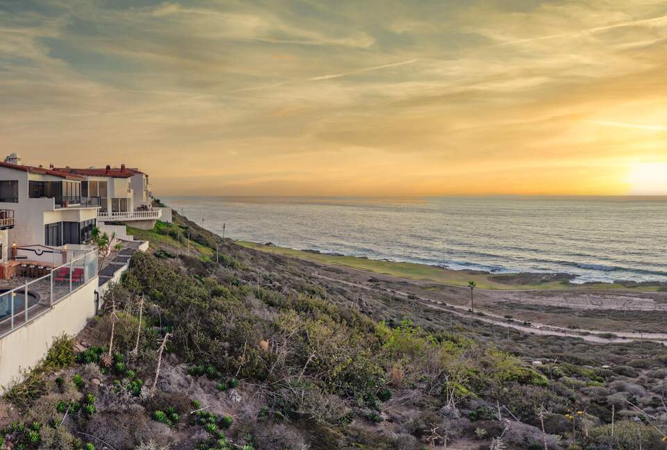Casa de Perros Amarillos - Bajamar Oceanfront Resort - Ensenada, Mexico