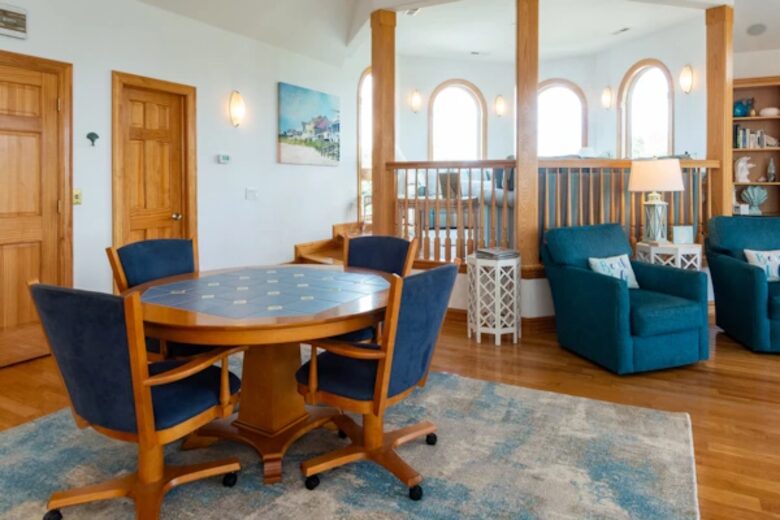 Yellow Duck Retreat - Duck, North Carolina