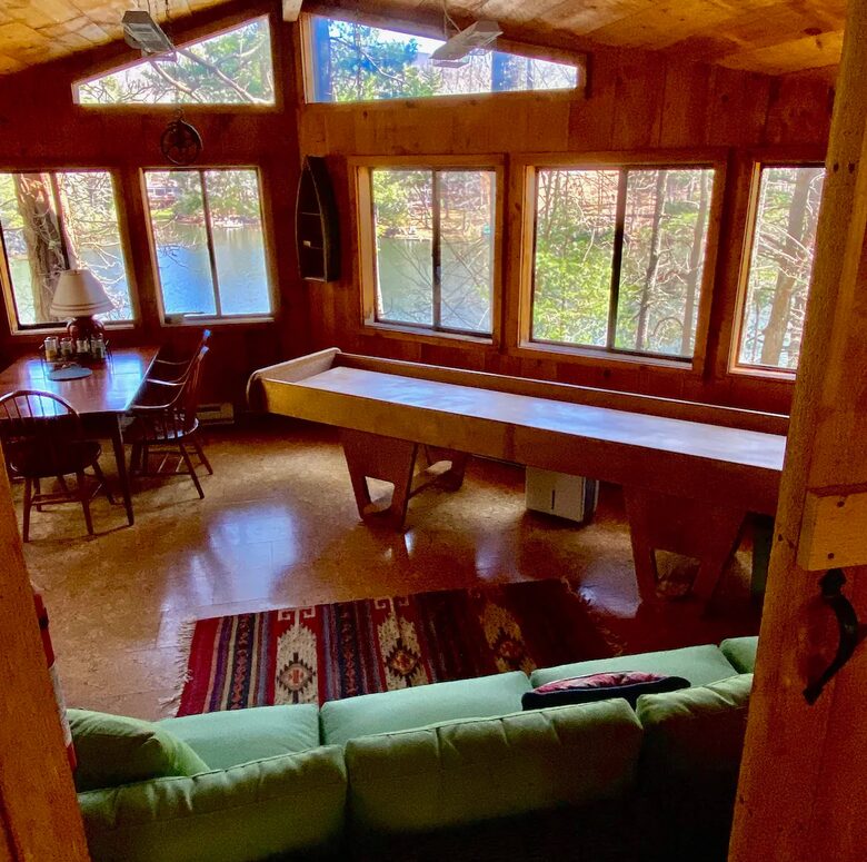 Luxury Treehouse at Water’s Edge - Sapphire, North Carolina