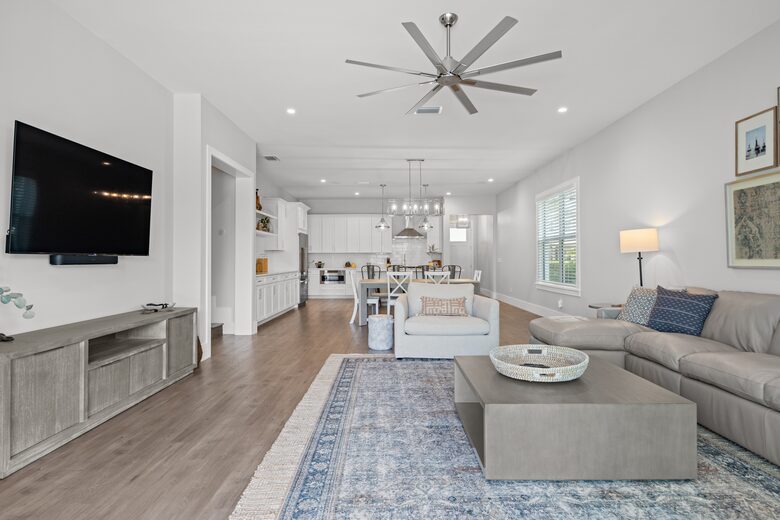 New Smyrna Beach Getaway with Boat Slip, Steps from the Ocean and Town - New Smyrna Beach, Florida
