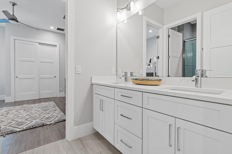New Smyrna Beach Getaway with Boat Slip, Steps from the Ocean and Town - New Smyrna Beach, Florida
