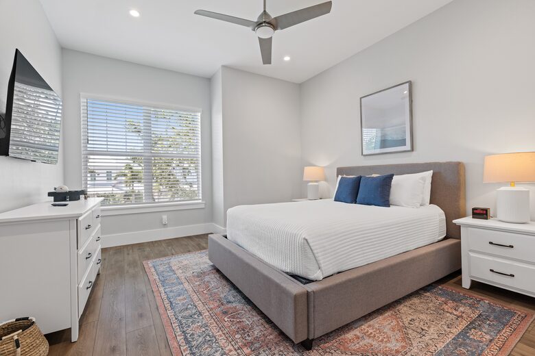 New Smyrna Beach Getaway with Boat Slip, Steps from the Ocean and Town - New Smyrna Beach, Florida