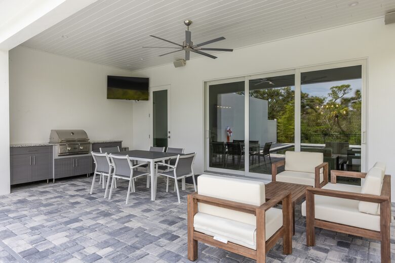 New Smyrna Beach Getaway with Boat Slip, Steps from the Ocean and Town - New Smyrna Beach, Florida