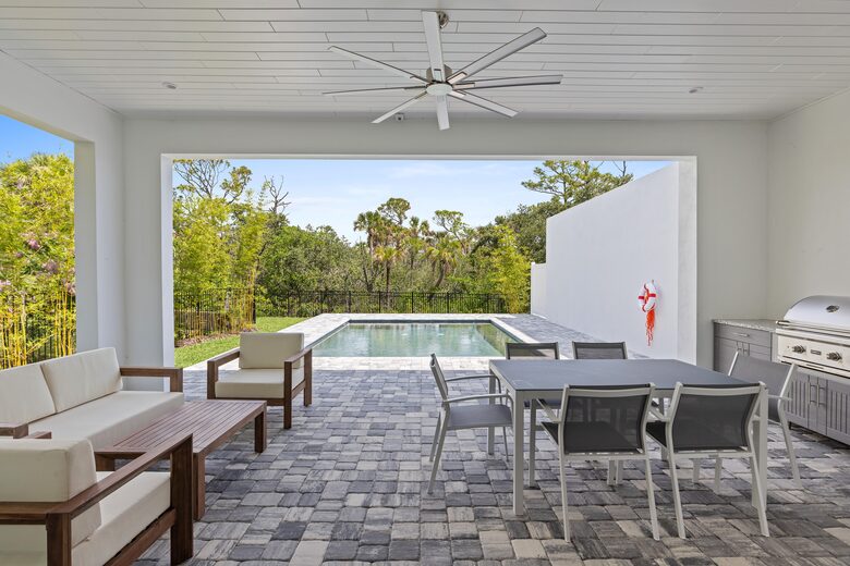 New Smyrna Beach Getaway with Boat Slip, Steps from the Ocean and Town - New Smyrna Beach, Florida