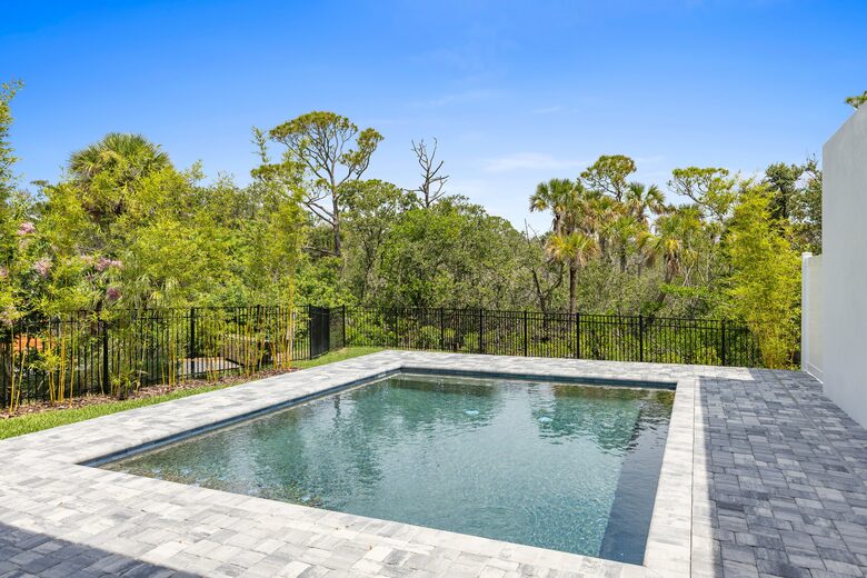 New Smyrna Beach Getaway with Boat Slip, Steps from the Ocean and Town - New Smyrna Beach, Florida