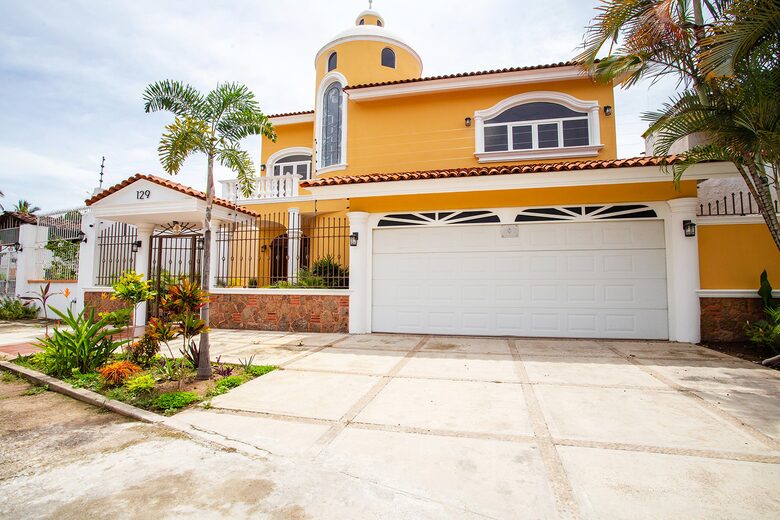 Casa Solaina | With Large Heated Pool & Hot Tub - Puerto Vallarta, Mexico