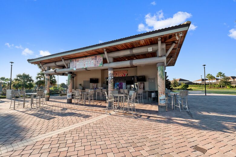 6 Bedroom Home with Private Pool - Davenport, Florida