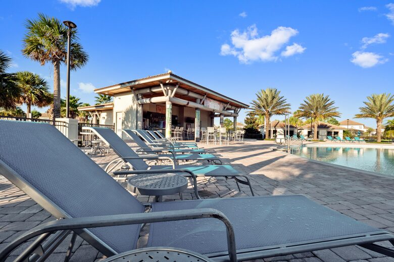6 Bedroom Home with Private Pool - Davenport, Florida