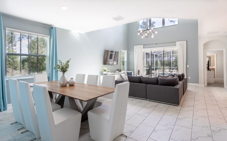 5 Bedroom Home with Private Pool - Davenport, Florida