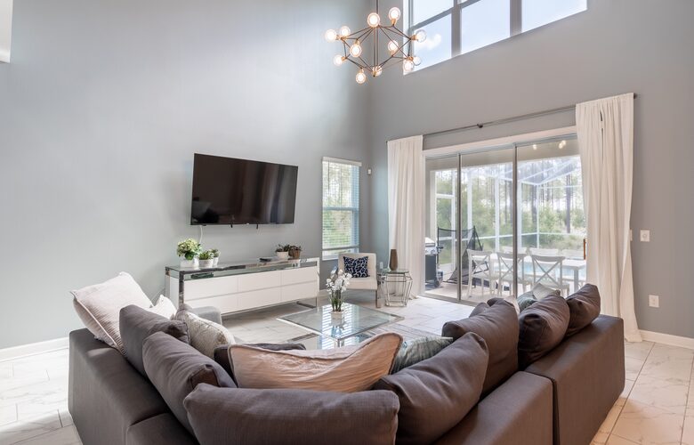 5 Bedroom Home with Private Pool - Davenport, Florida