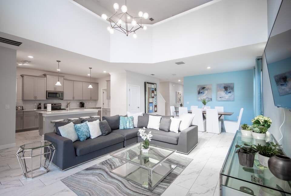 5 Bedroom Home with Private Pool - Davenport, Florida