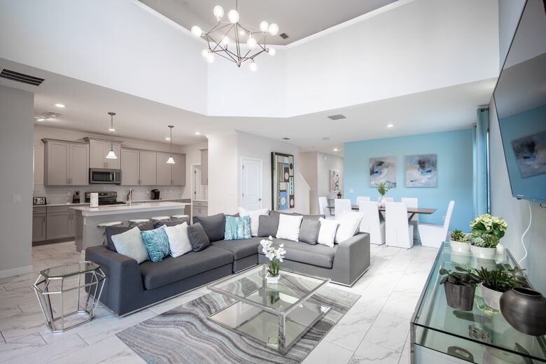 5 Bedroom Home with Private Pool - Davenport, Florida