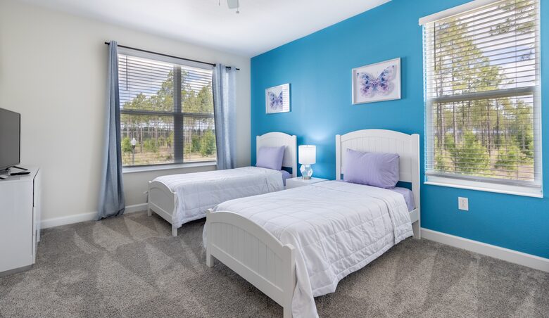 5 Bedroom Home with Private Pool - Davenport, Florida