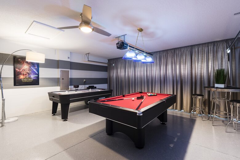 6 Bedroom Home with Private Pool - Davenport, Florida