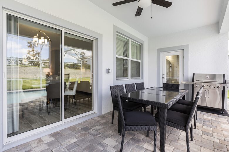 6 Bedroom Home with Private Pool - Davenport, Florida