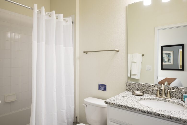 6 Bedroom Home with Private Pool - Davenport, Florida