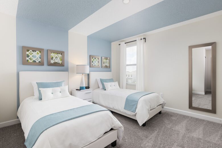 8 Bedroom Home with Private Pool - Davenport, Florida