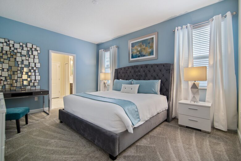 8 Bedroom Home with Private Pool - Davenport, Florida