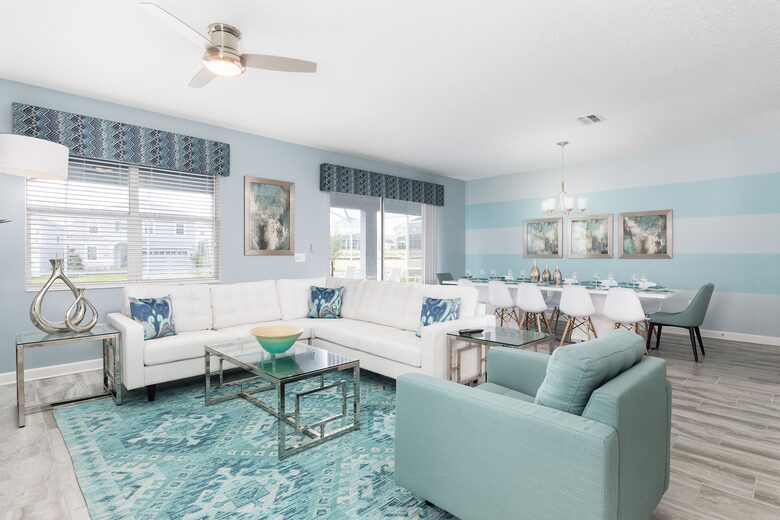 8 Bedroom Home with Private Pool - Davenport, Florida