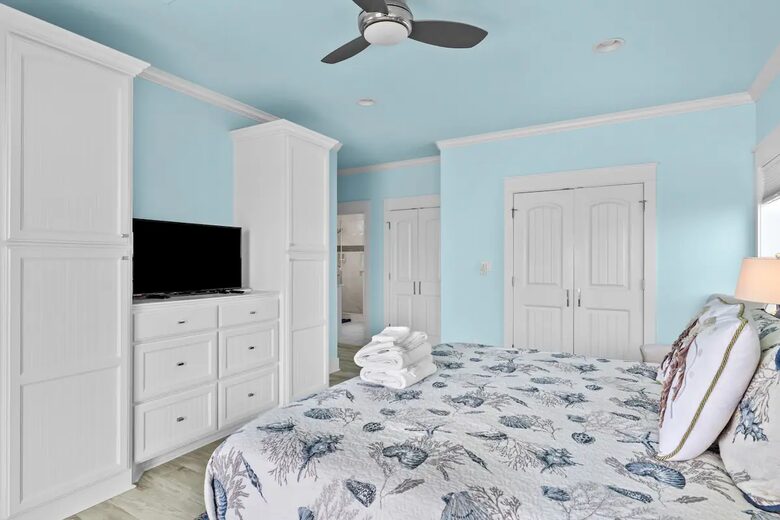 Beachfront Home on Crystal Beach - Crystal Beach, Texas