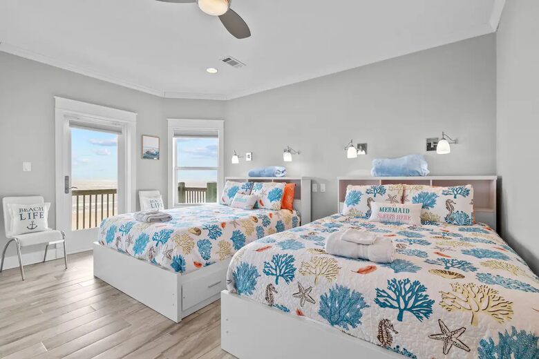 Beachfront Home on Crystal Beach - Crystal Beach, Texas