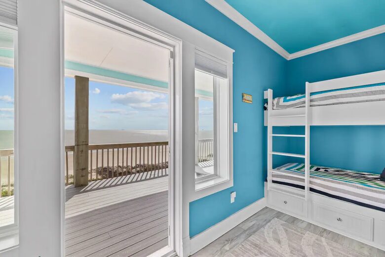 Beachfront Home on Crystal Beach - Crystal Beach, Texas