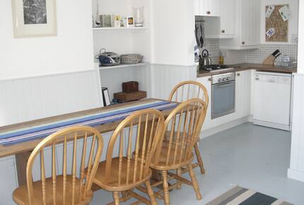 Cottage On The Beach - North Berwick, United Kingdom