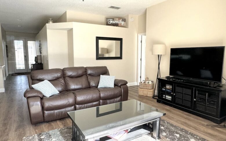 Sunset Lakes Family Getaway - Kissimmee, Florida