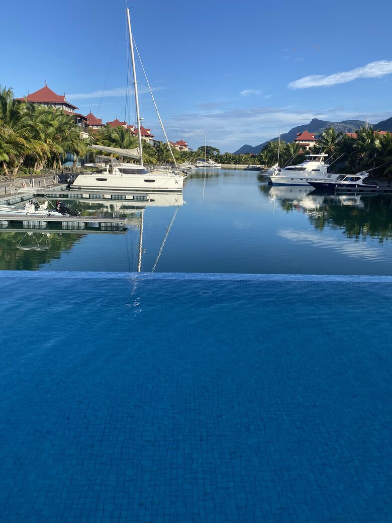 Beach House in Paradise garden - Eden Island, Victoria, Seychelles