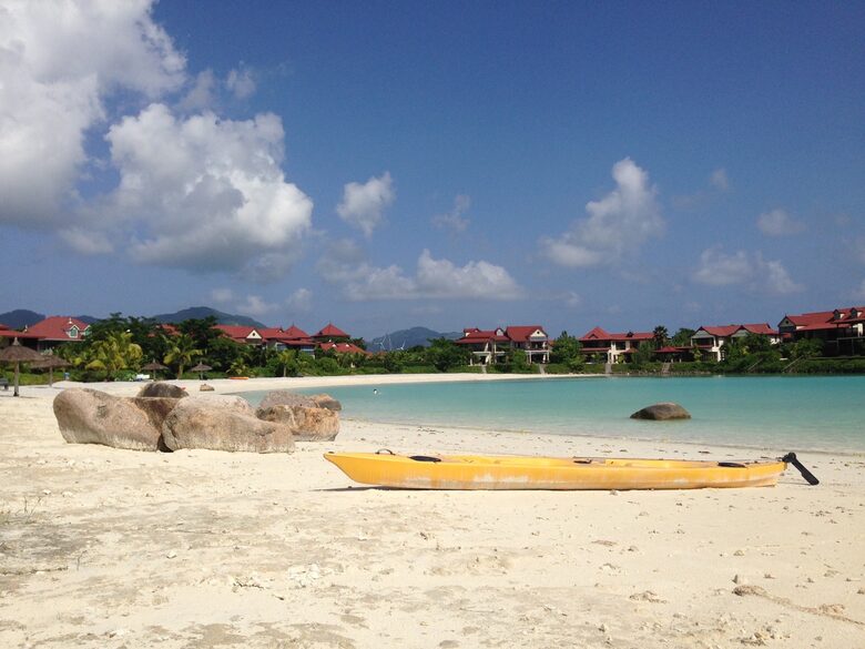 Beach House in Paradise garden - Eden Island, Victoria, Seychelles
