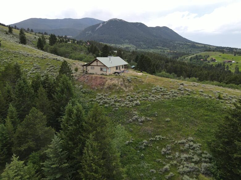 Red Lodge Retreat - Red Lodge, Montana