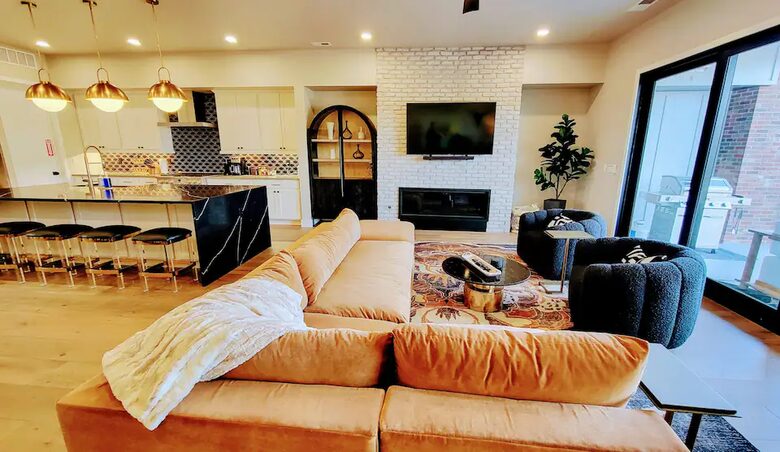 Luxury Bozeman Townhome - Bozeman, Montana