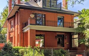 Downtown Denver Victorian Getaway - Denver, Colorado