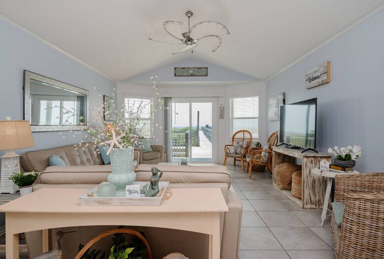 Caswell Cabana - Oak Island, North Carolina