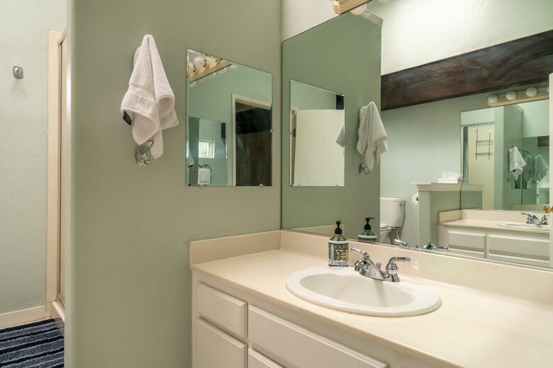 Second floor bathroom (dual sinks and tub)