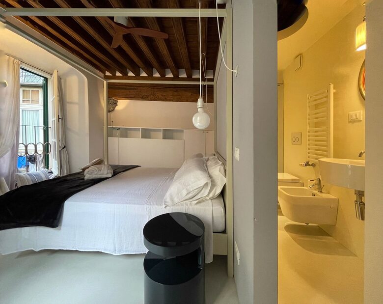 Residence By The Ancient Harbor - Genova, Italy