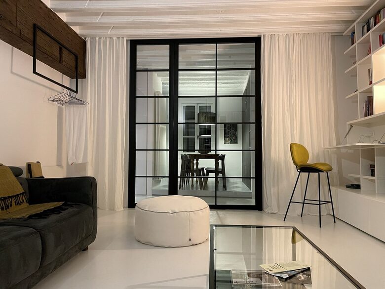Residence By The Ancient Harbor - Genova, Italy