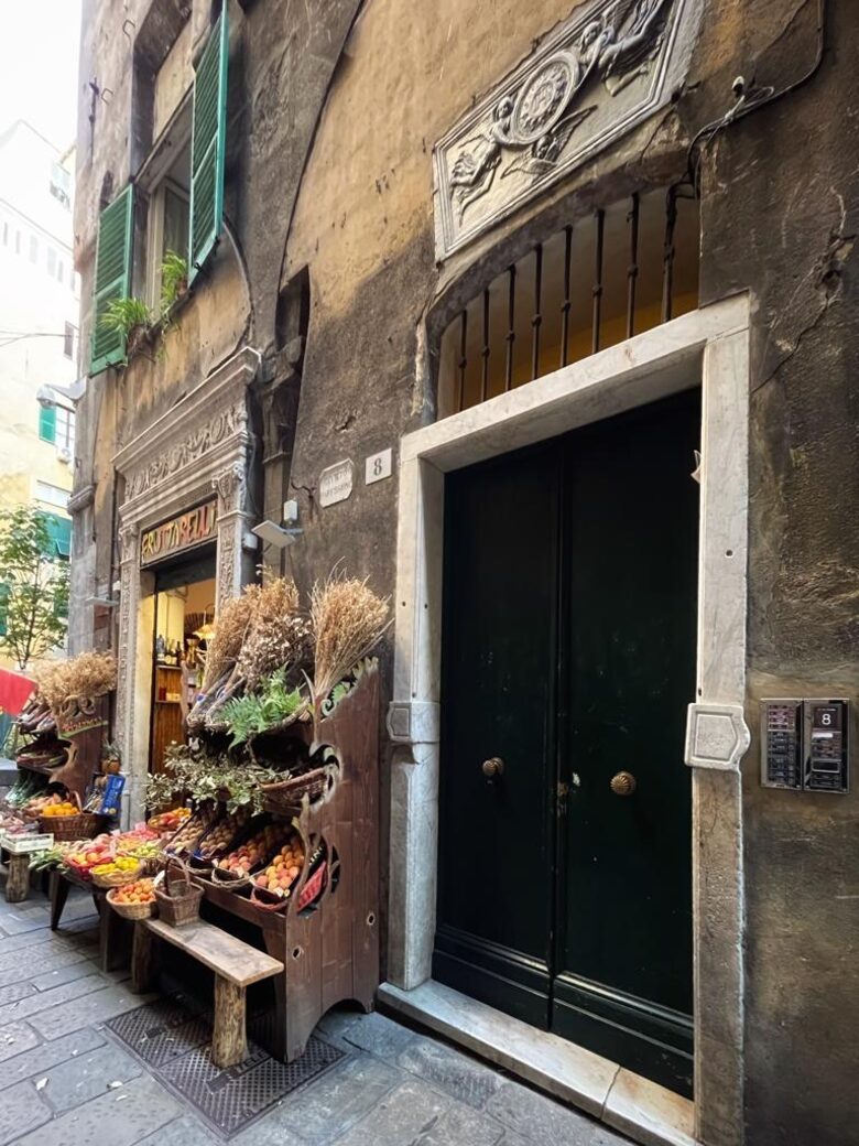 Residence By The Ancient Harbor - Genova, Italy