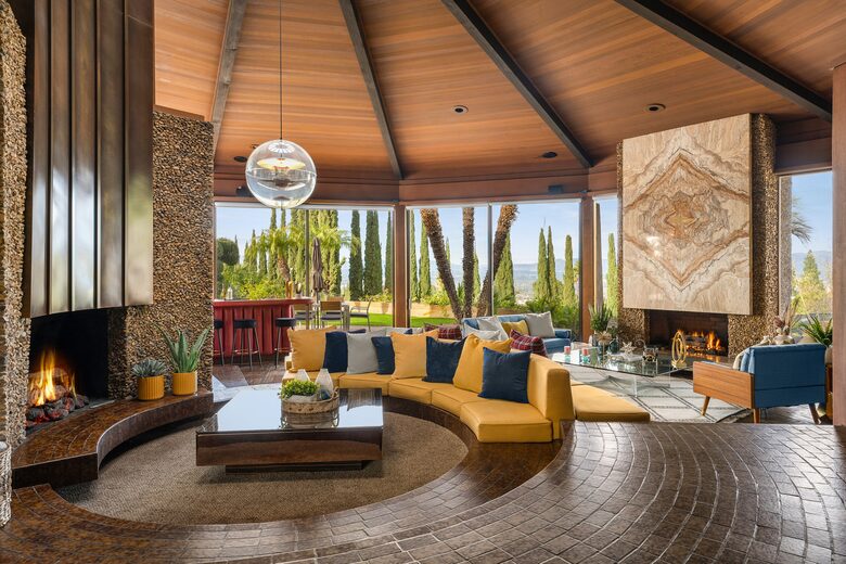 Via Vallarta Estate - Encino, California