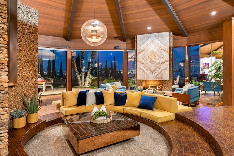 Via Vallarta Estate - Encino, California