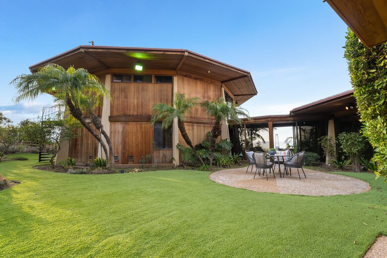 Via Vallarta Estate - Encino, California