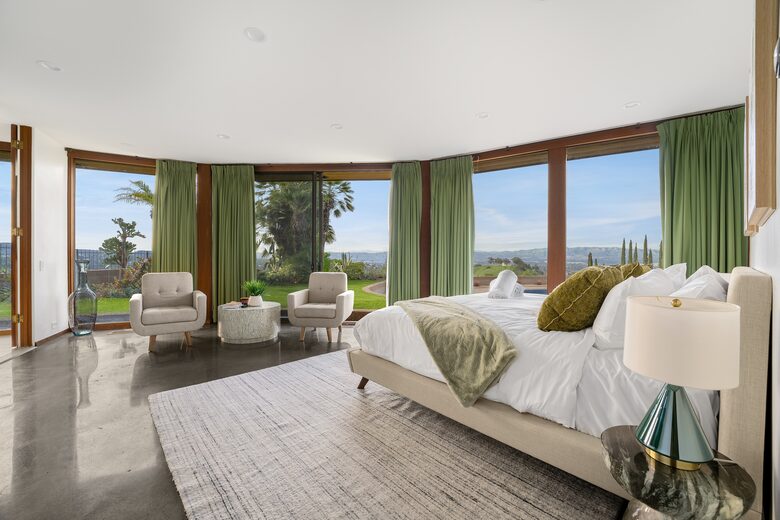 Via Vallarta Estate - Encino, California
