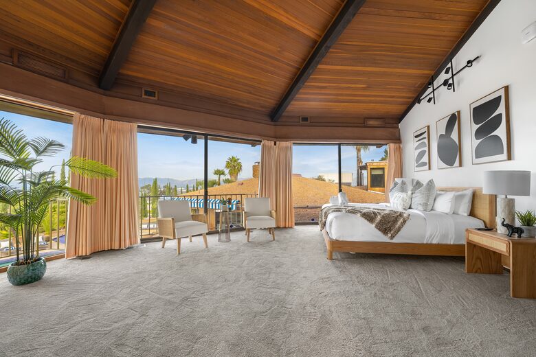 Via Vallarta Estate - Encino, California