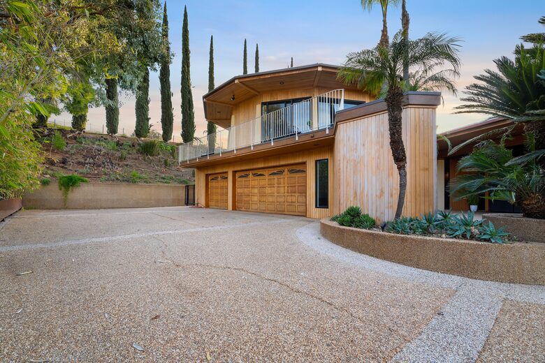 Via Vallarta Estate - Encino, California