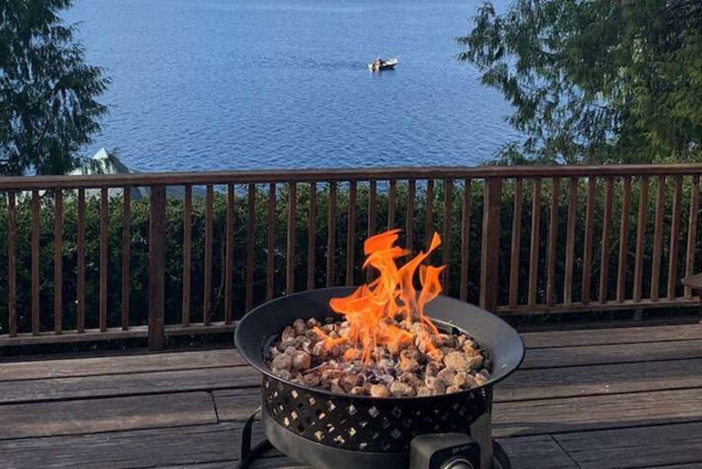 Sakinaw Lake Escape - Garden Bay, Canada