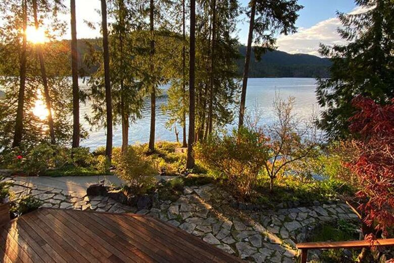 Sakinaw Lake Escape - Garden Bay, Canada