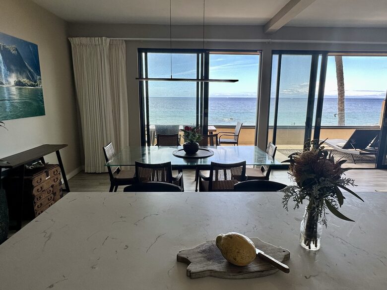 Makena Surf Beachfront Platinum Condo - Kihei, Hawaii