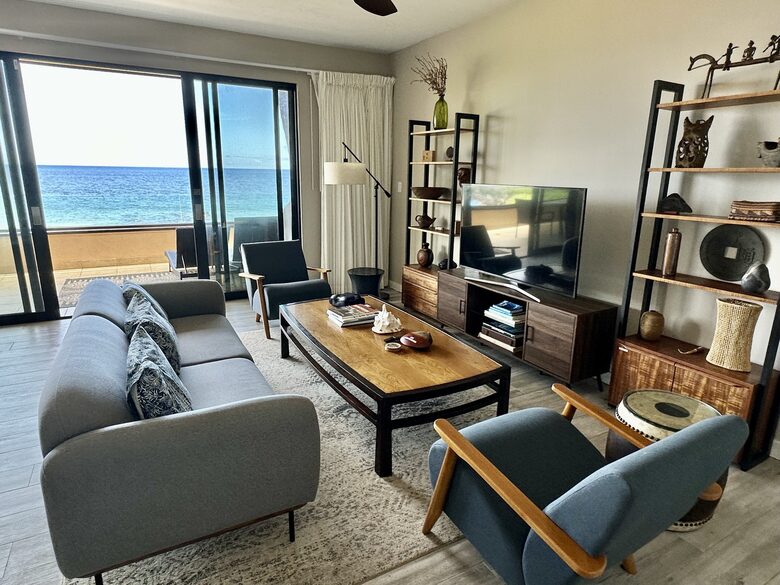 Makena Surf Beachfront Platinum Condo - Kihei, Hawaii